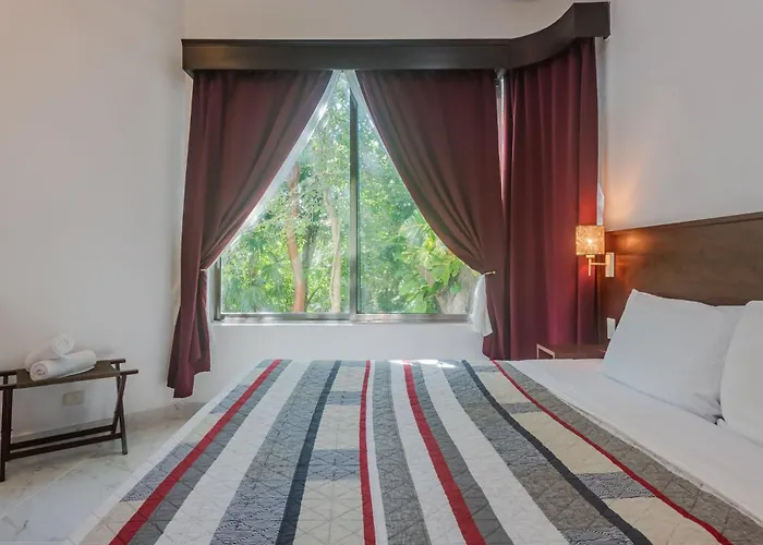 Villa Lumavi 6 Bedrooms, Private Pool, Playacar