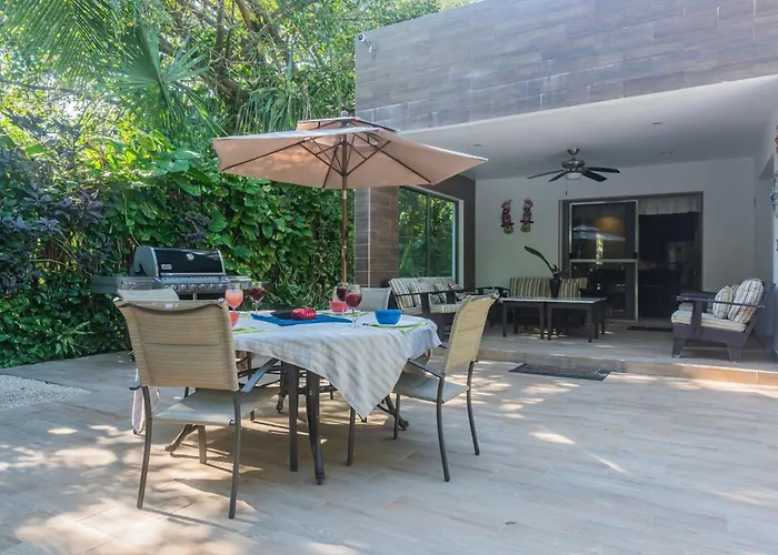 Lumavi 6 Bedrooms, Private Pool, Playacar Villa
