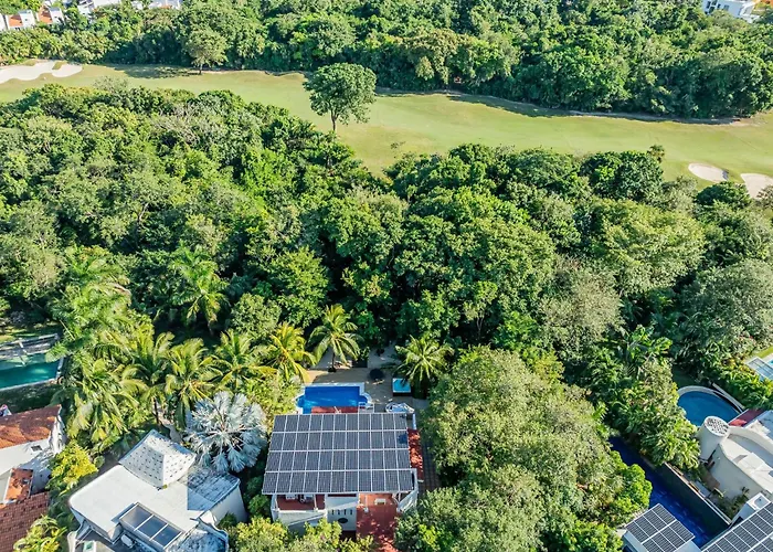 Lumavi 6 Bedrooms, Private Pool, Playacar Villa *