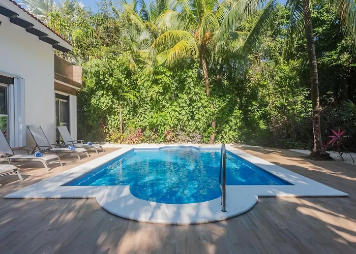 Lumavi 6 Bedrooms, Private Pool, Playacar Villa