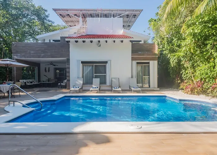 Lumavi 6 Bedrooms, Private Pool, Playacar Villa *
