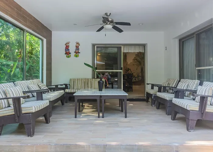 Villa Lumavi 6 Bedrooms, Private Pool, Playacar *