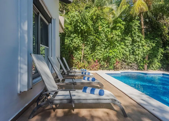 Villa Lumavi 6 Bedrooms, Private Pool, Playacar