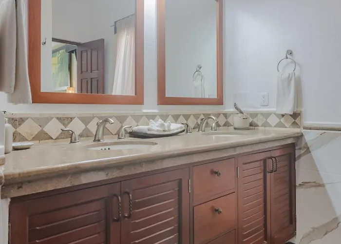 Lumavi 6 Bedrooms, Private Pool, Playacar Villa Playa del Carmen