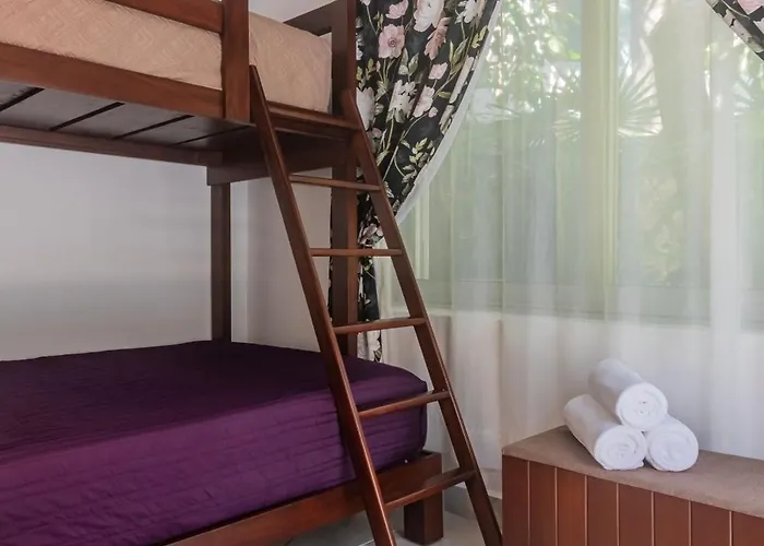 Villa Lumavi 6 Bedrooms, Private Pool, Playacar