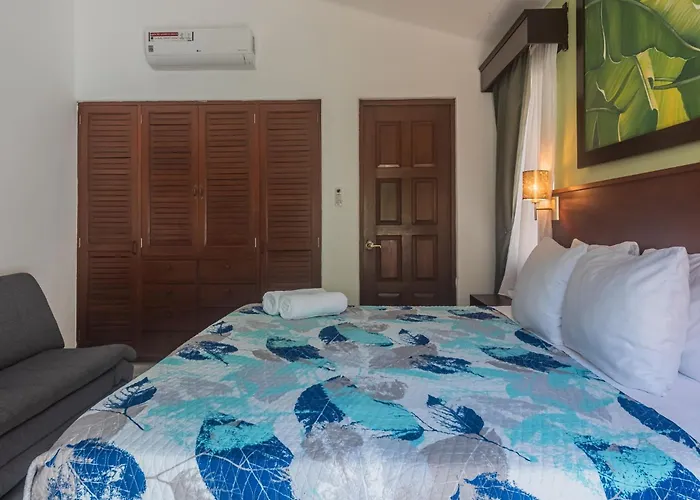 Lumavi 6 Bedrooms, Private Pool, Playacar Villa