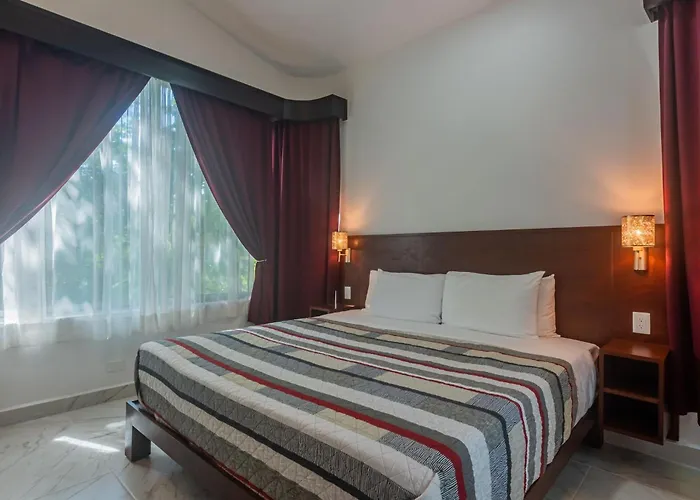 Lumavi 6 Bedrooms, Private Pool, Playacar Villa *