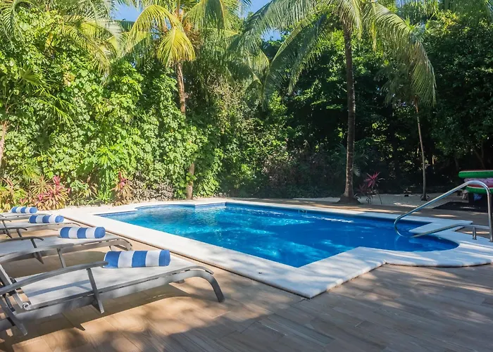 Villa Lumavi 6 Bedrooms, Private Pool, Playacar Playa del Carmen
